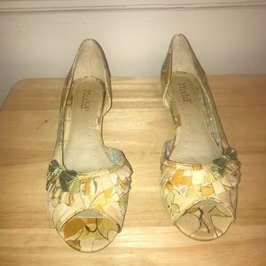 Ladies 9.5 shoes by Mudd